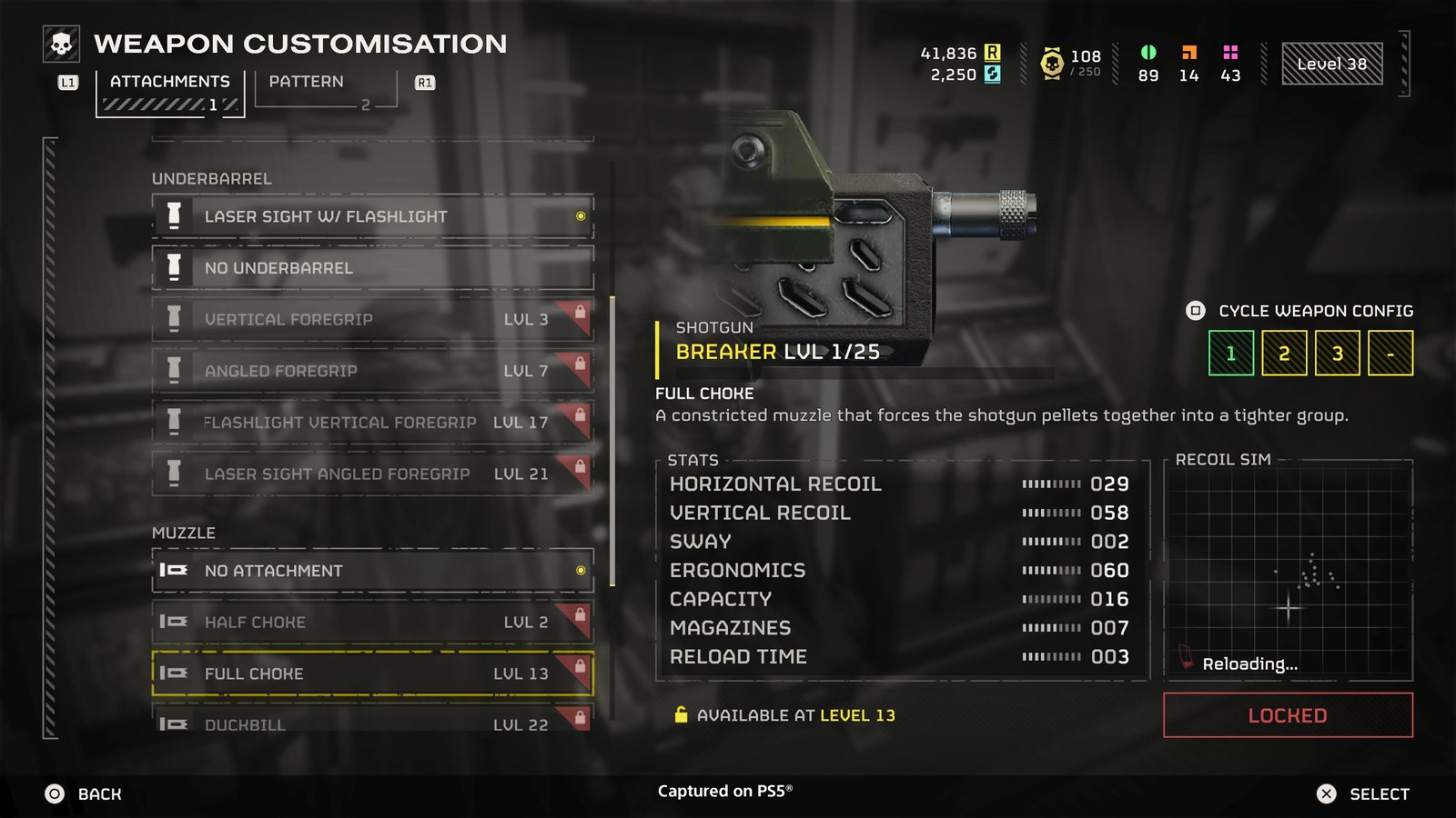 The in-game weapon customization screen: a Breaker shotgun with its attachment slots and handling stats